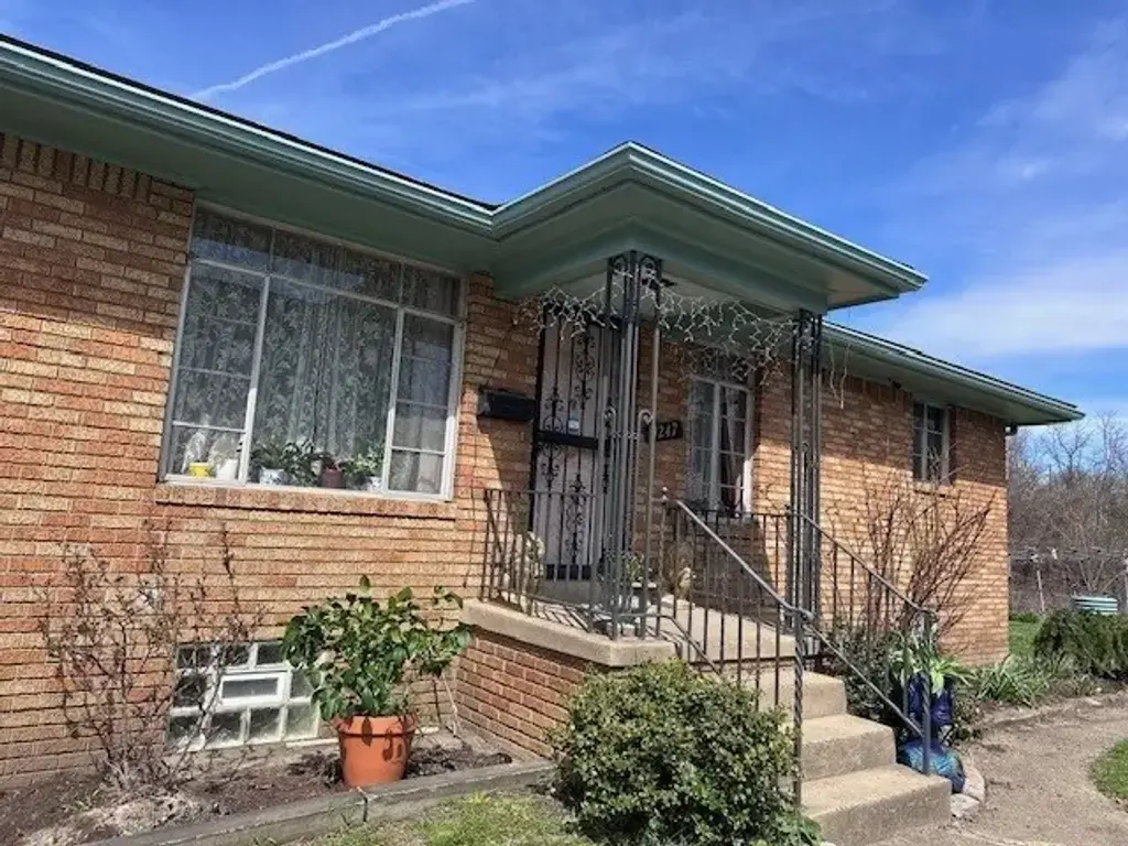 1247 Larimer Avenue , Lincoln Larimer