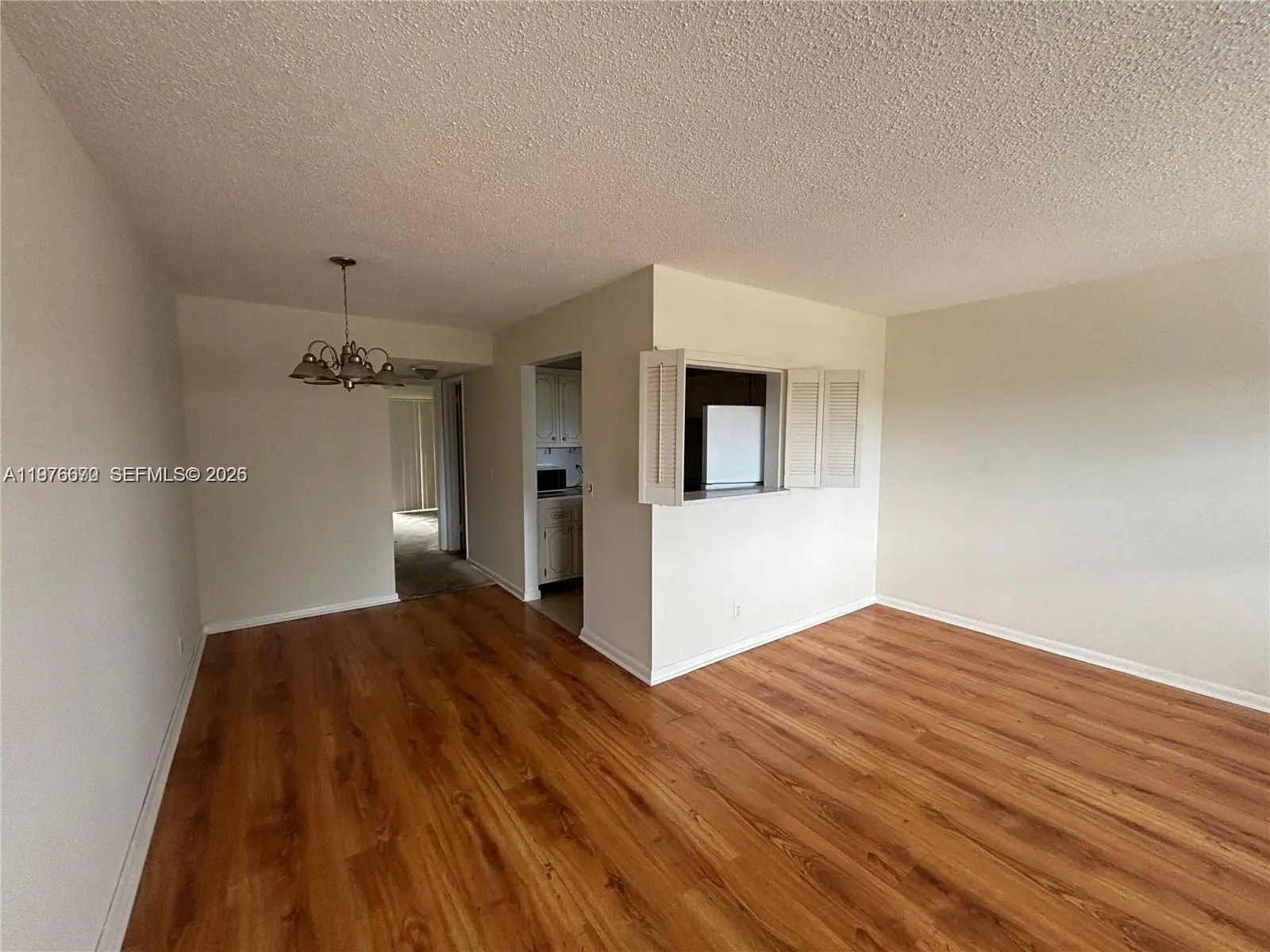 Photo of Listing #A11976670