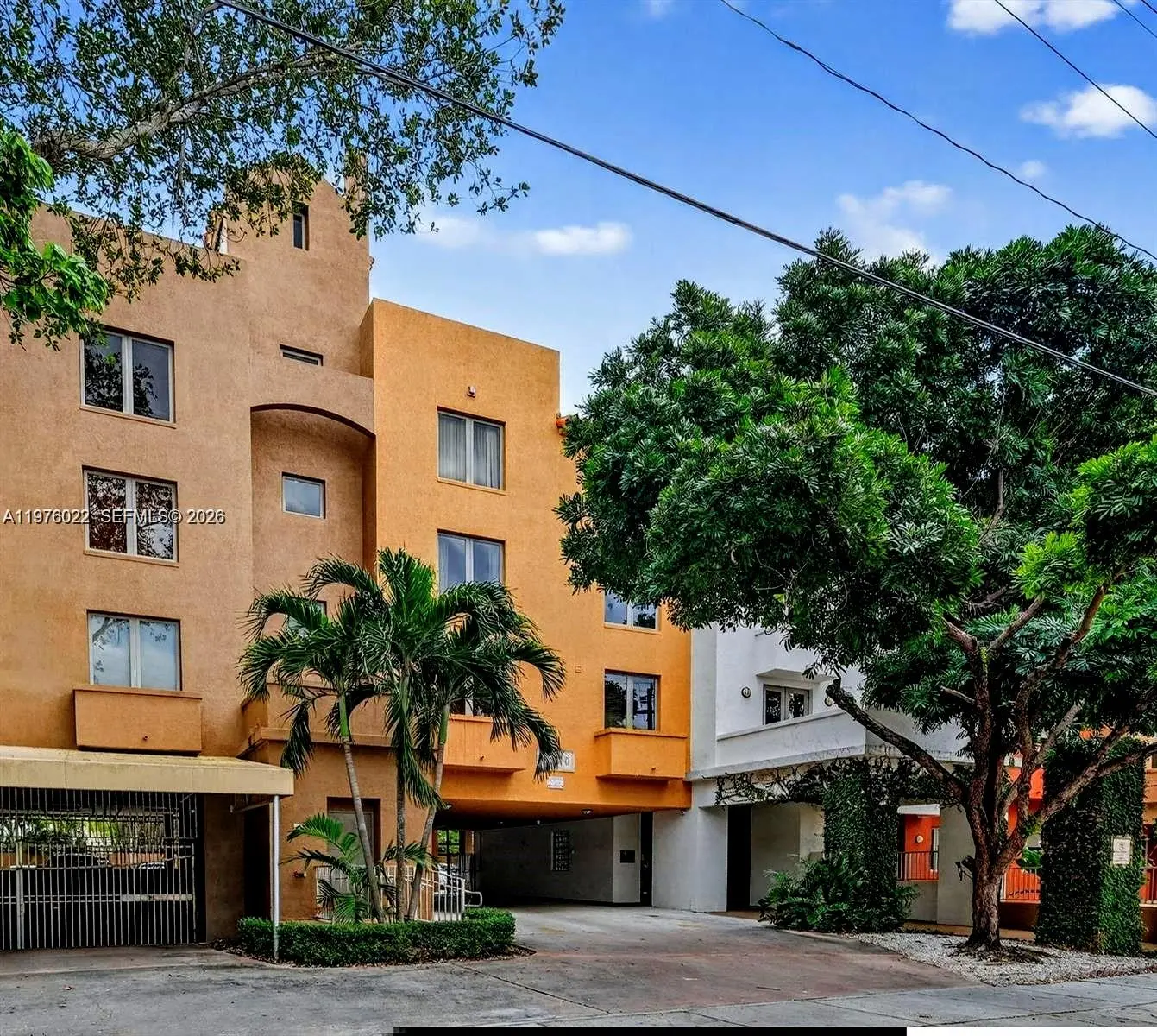 Photo of Listing #A11976022