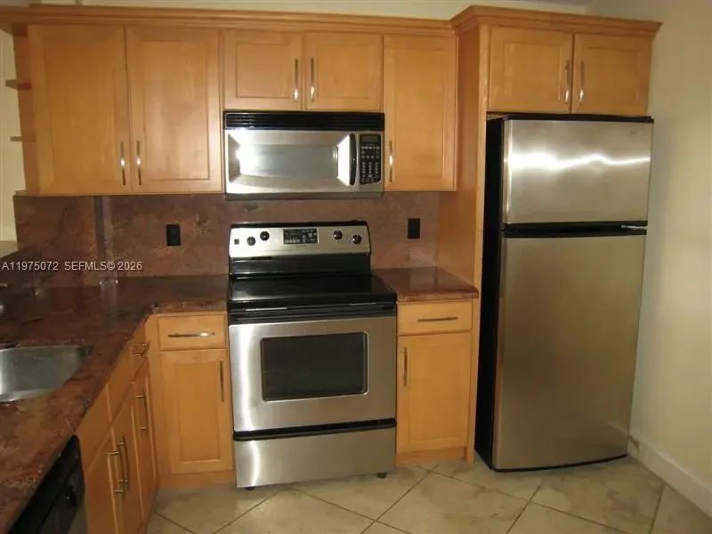 Photo of Listing #A11975072