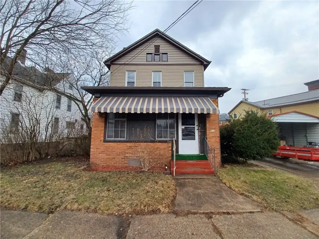 912 Washington Avenue , Monaca