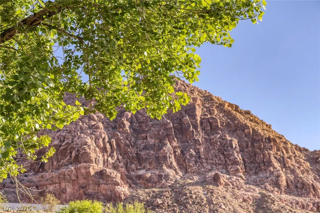 Photo of Listing #2760951