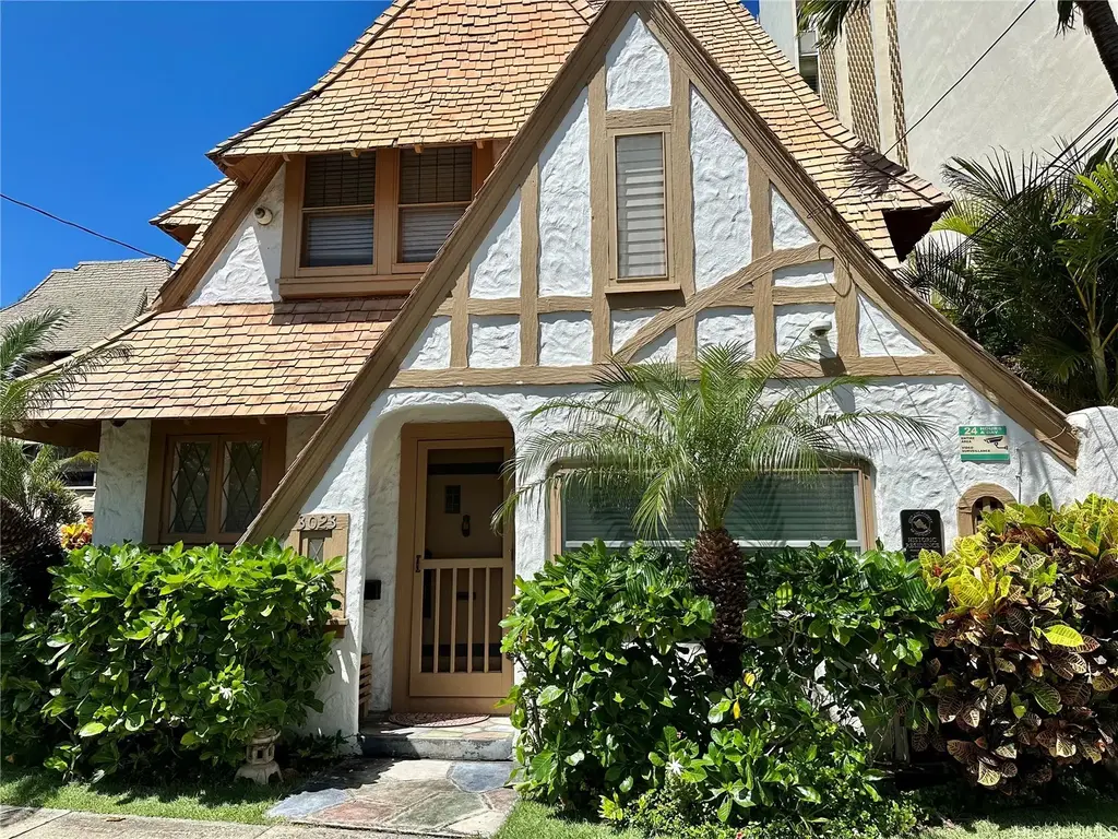 3023 Kalakaua Avenue, Honolulu