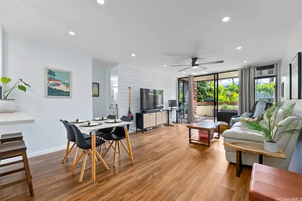 1015 Aoloa Place # 243, Kailua