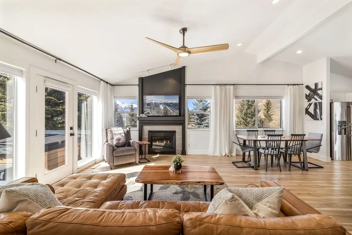 31 Corinthian Circle, Dillon