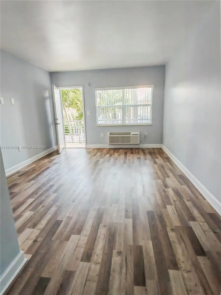 Photo of Listing #A11976890