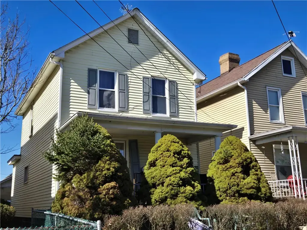 614 Howard Street , Brownsville