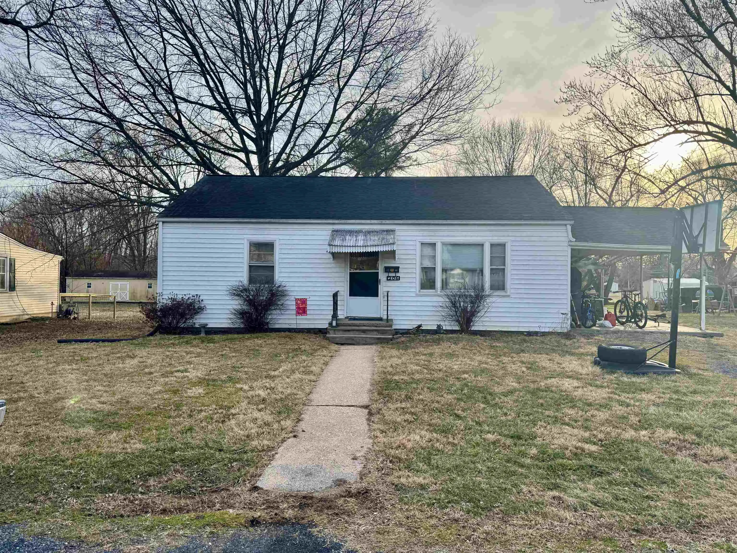 206 Bank St E, Bridgewater