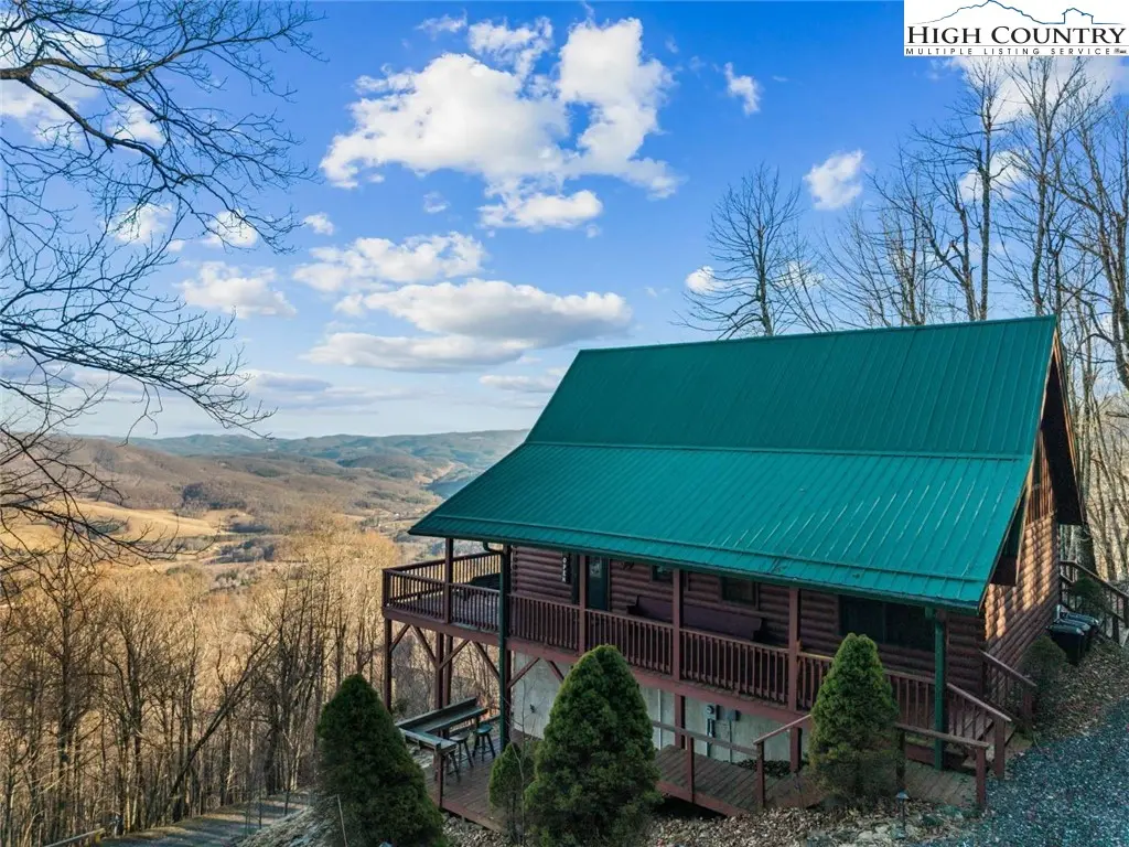 785 Little Tree Road, West Jefferson