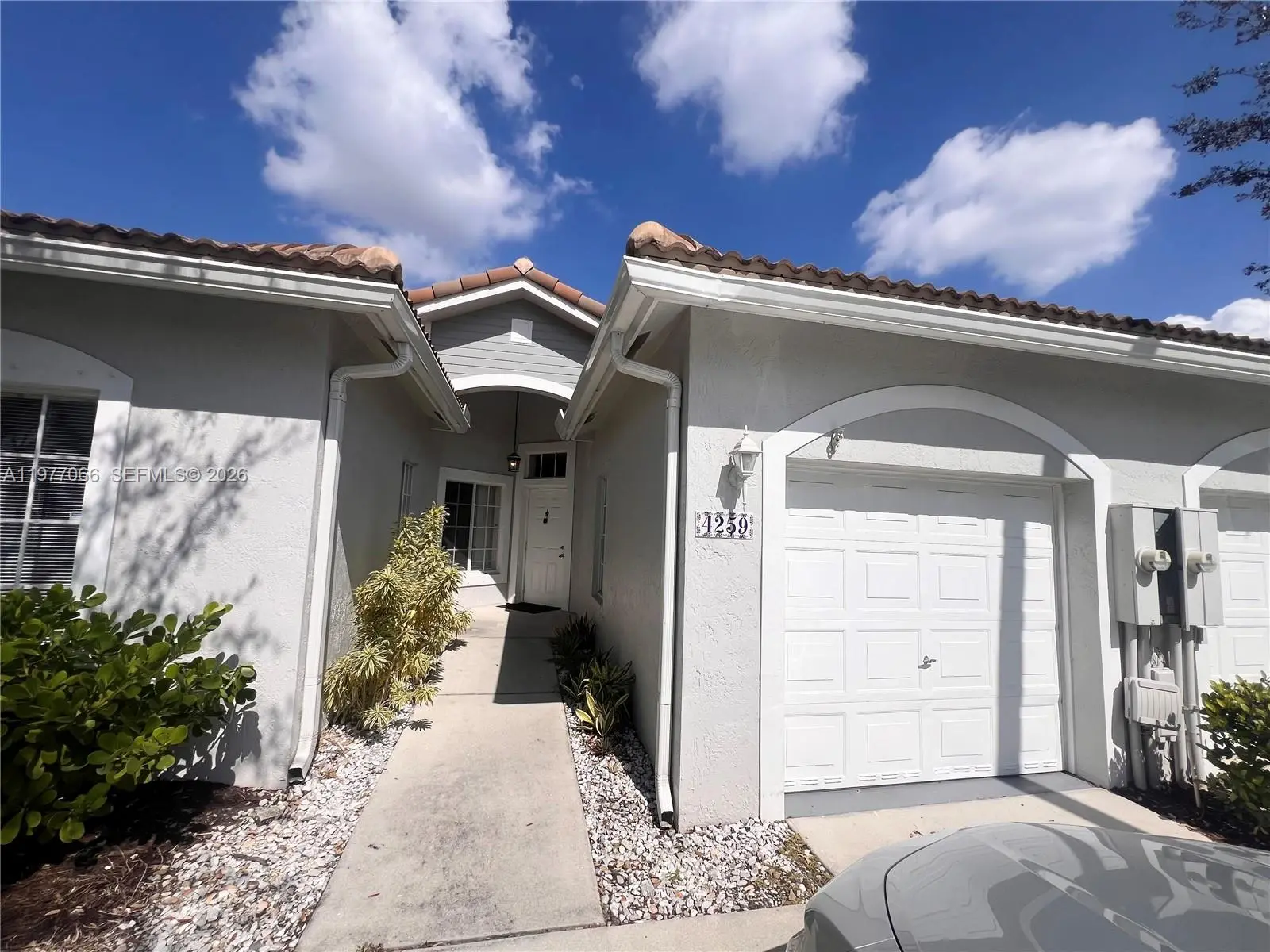 Photo of Listing #A11977066