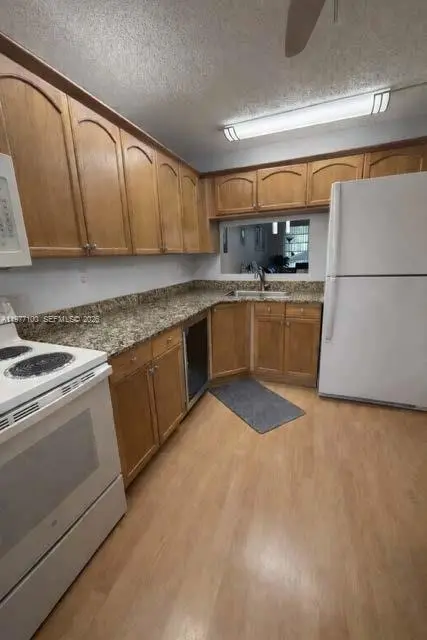 Photo of Listing #A11977100