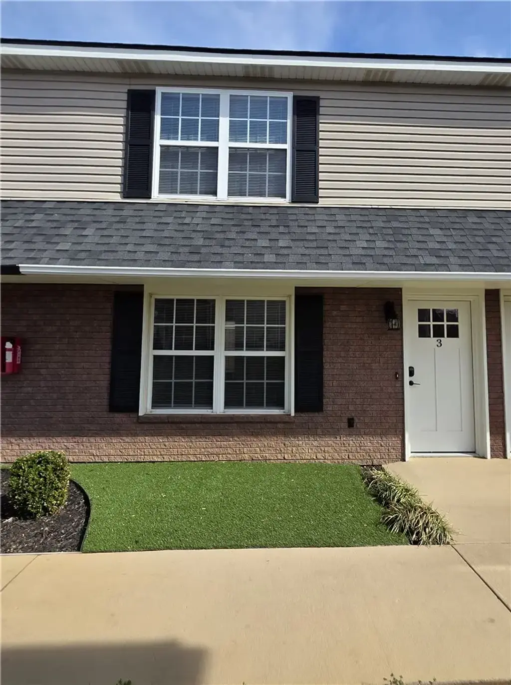 2304 Se Jayel Terrace 3, Bentonville