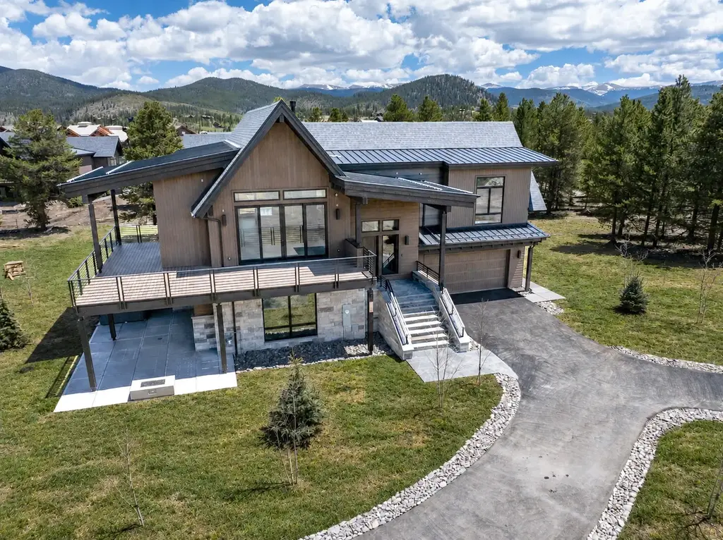 277 Monitor Drive, Breckenridge
