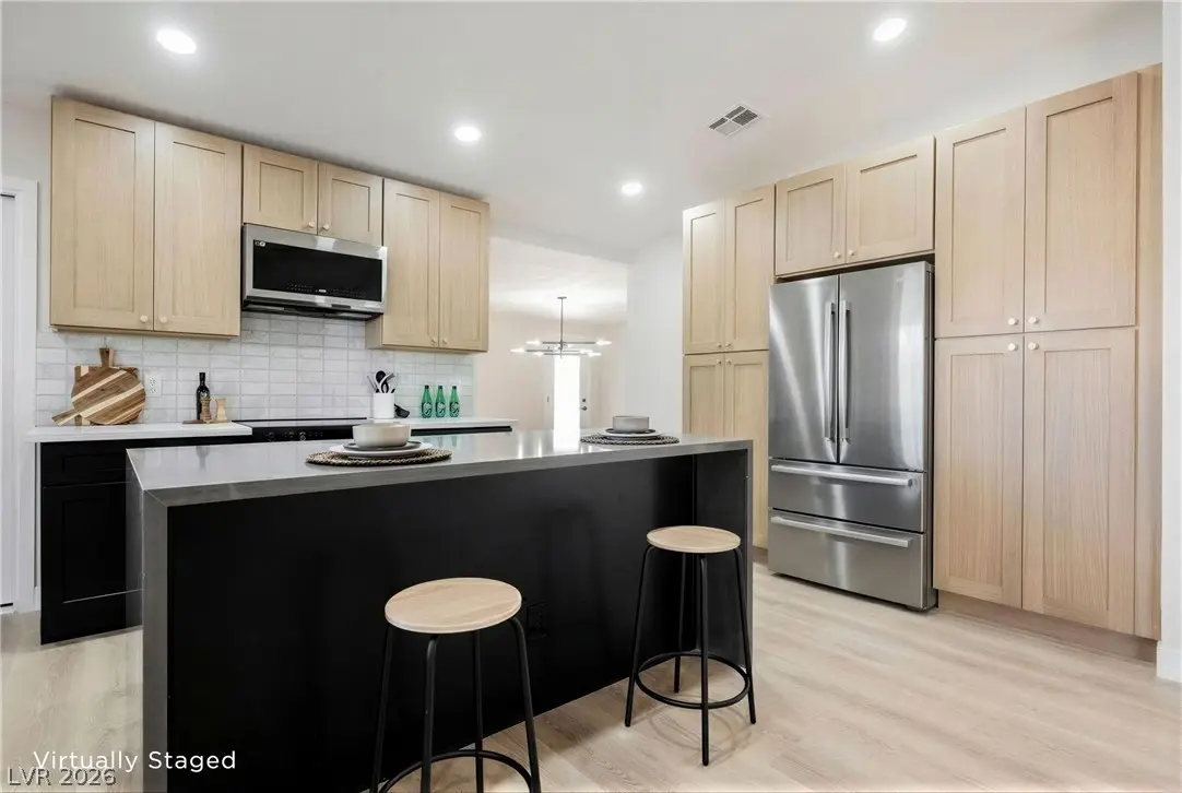 Photo of Listing #2761704