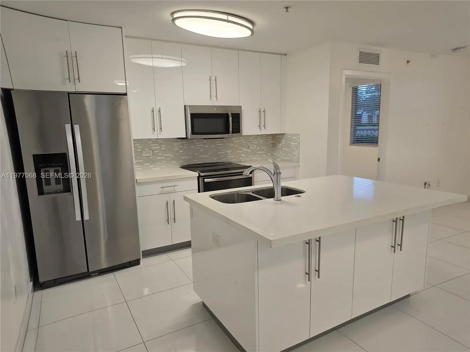 Photo of Listing #A11977068