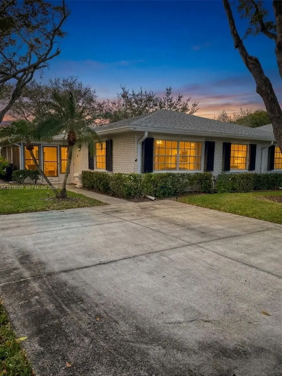 Photo of Listing #A11976929