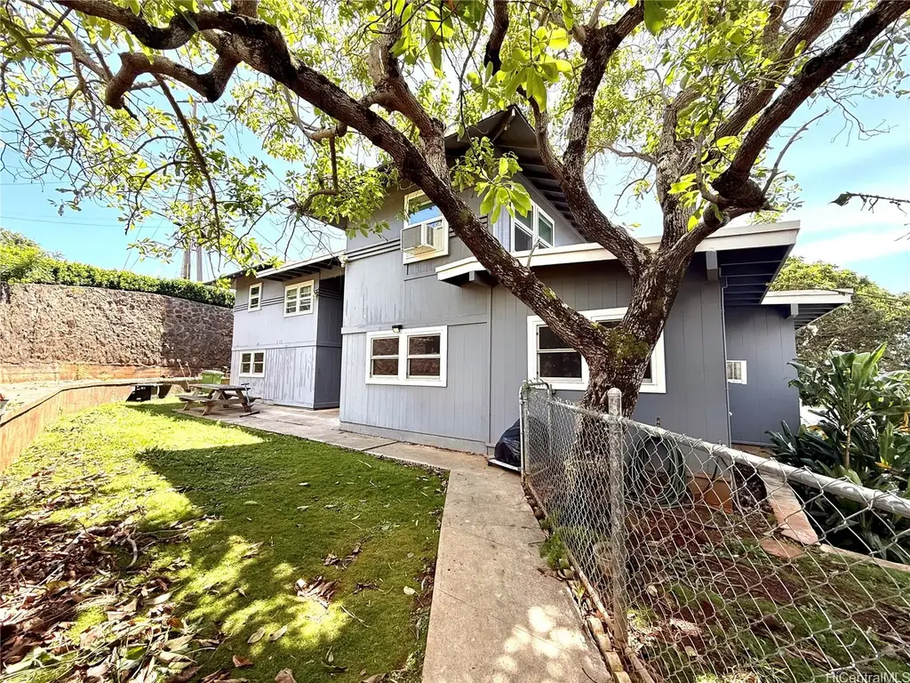 1469 Alewa Drive, Honolulu
