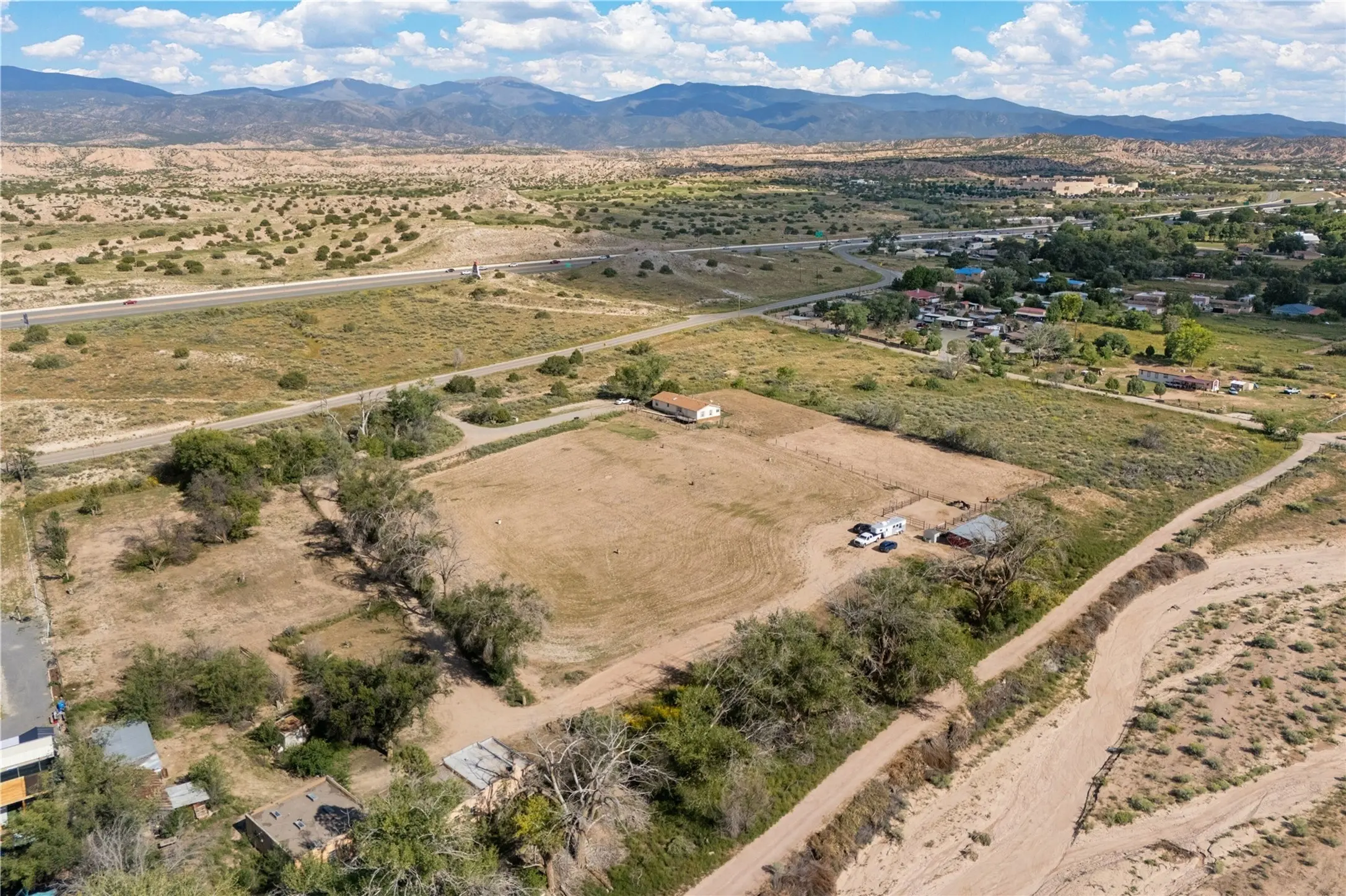 28 Sunlight View, Santa Fe