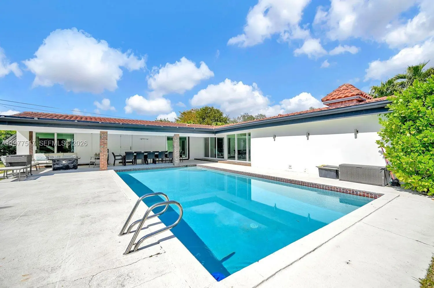 Photo of Listing #A11977517