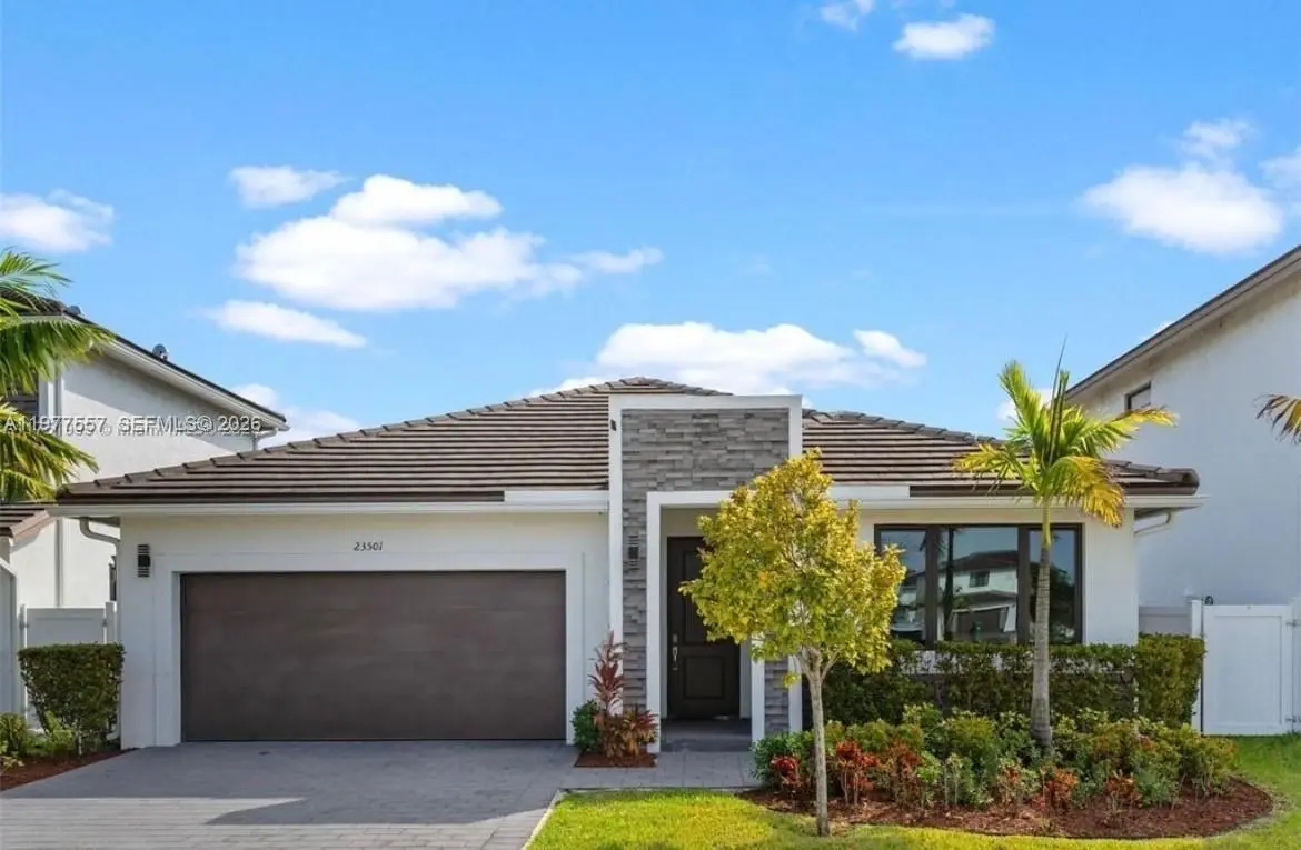 Photo of Listing #A11977557