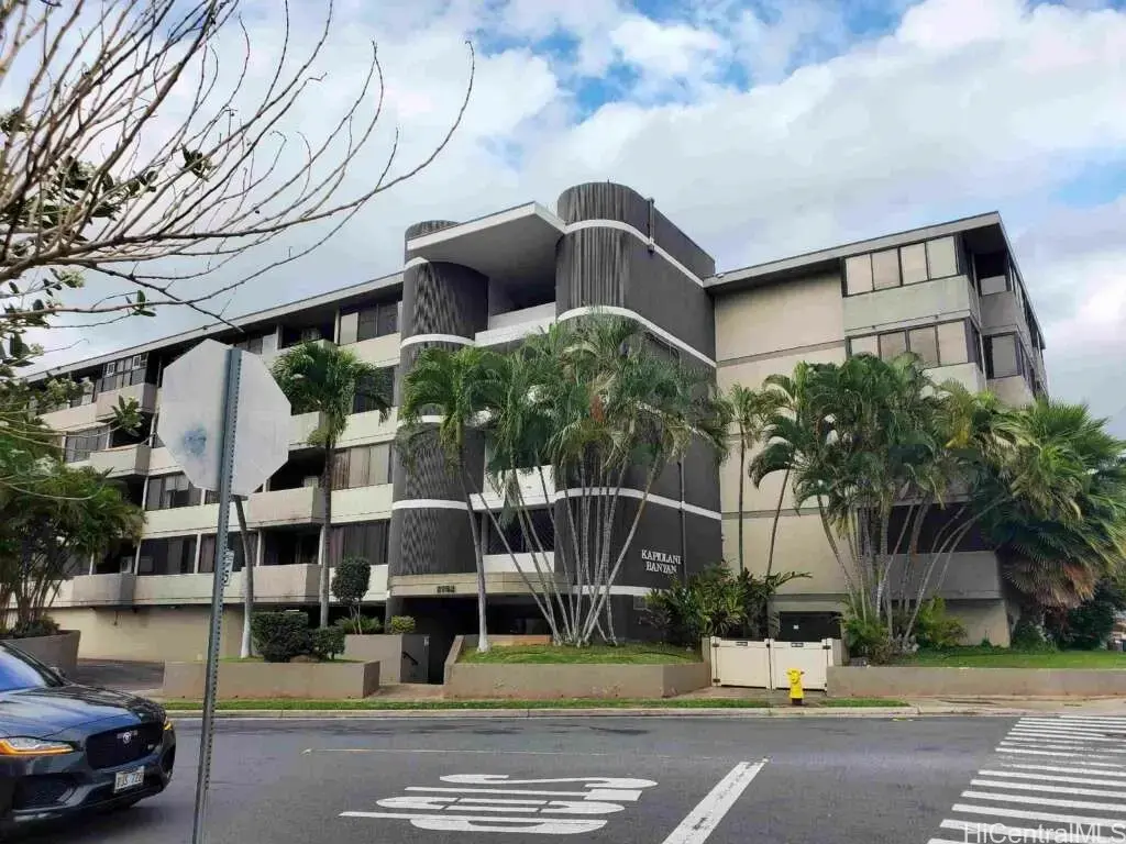 2752 Kaaha Street # 307, Honolulu
