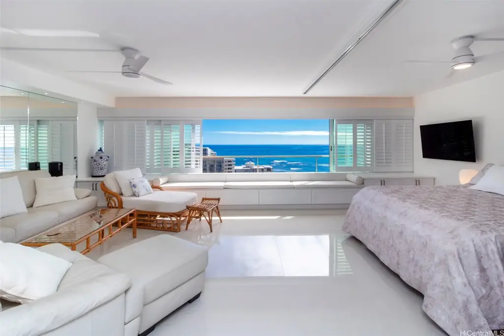 2895 Kalakaua Avenue # 1807, Honolulu