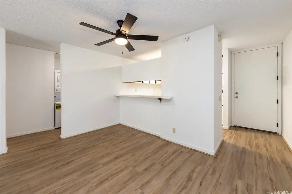1015 Aoloa Place # 210, Kailua