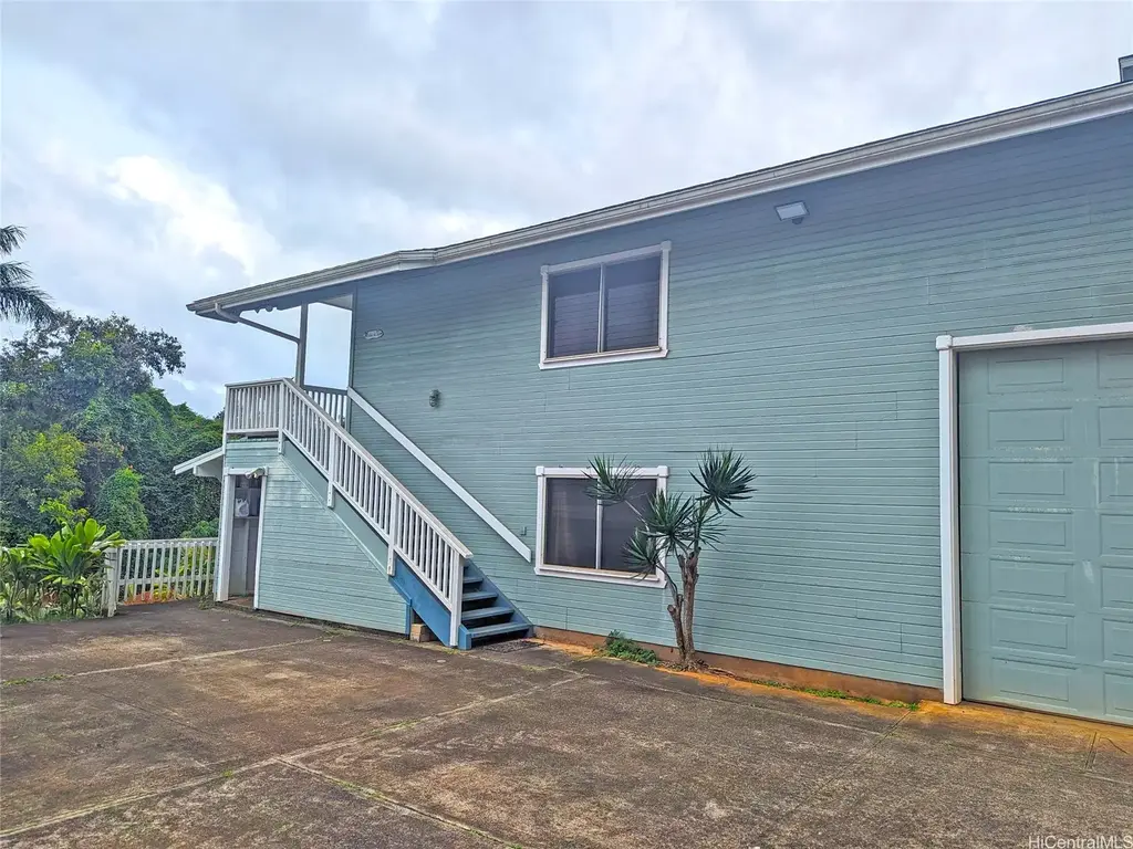 42-099 Old Kalanianaole Road, Kailua
