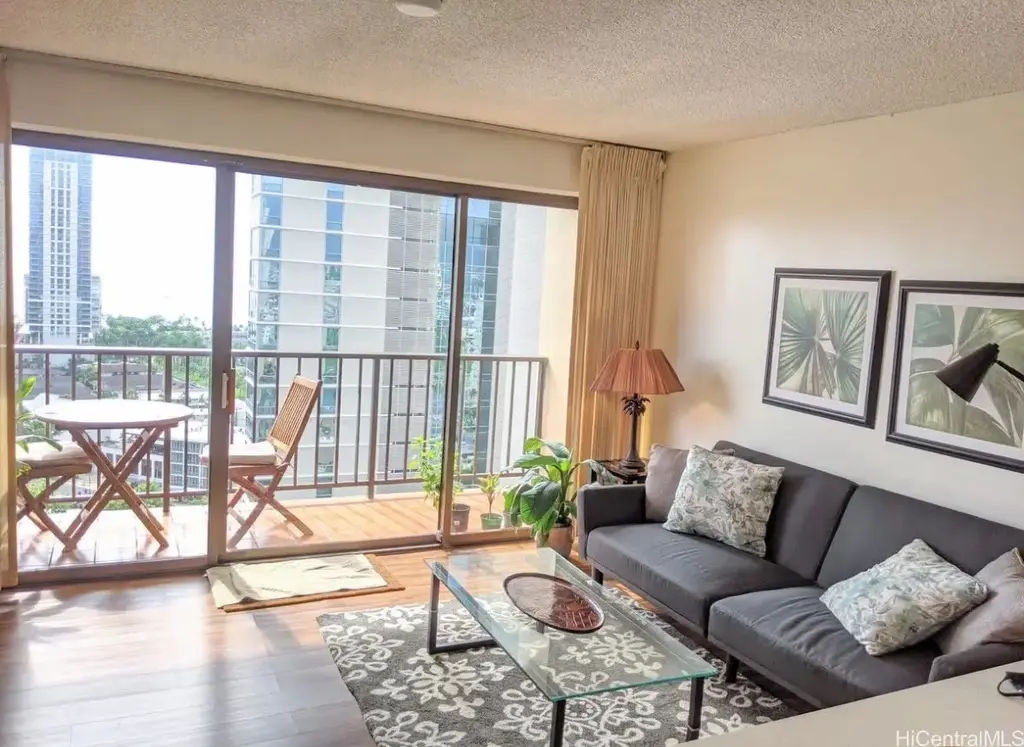 2140 Kuhio Avenue # 2006, Honolulu