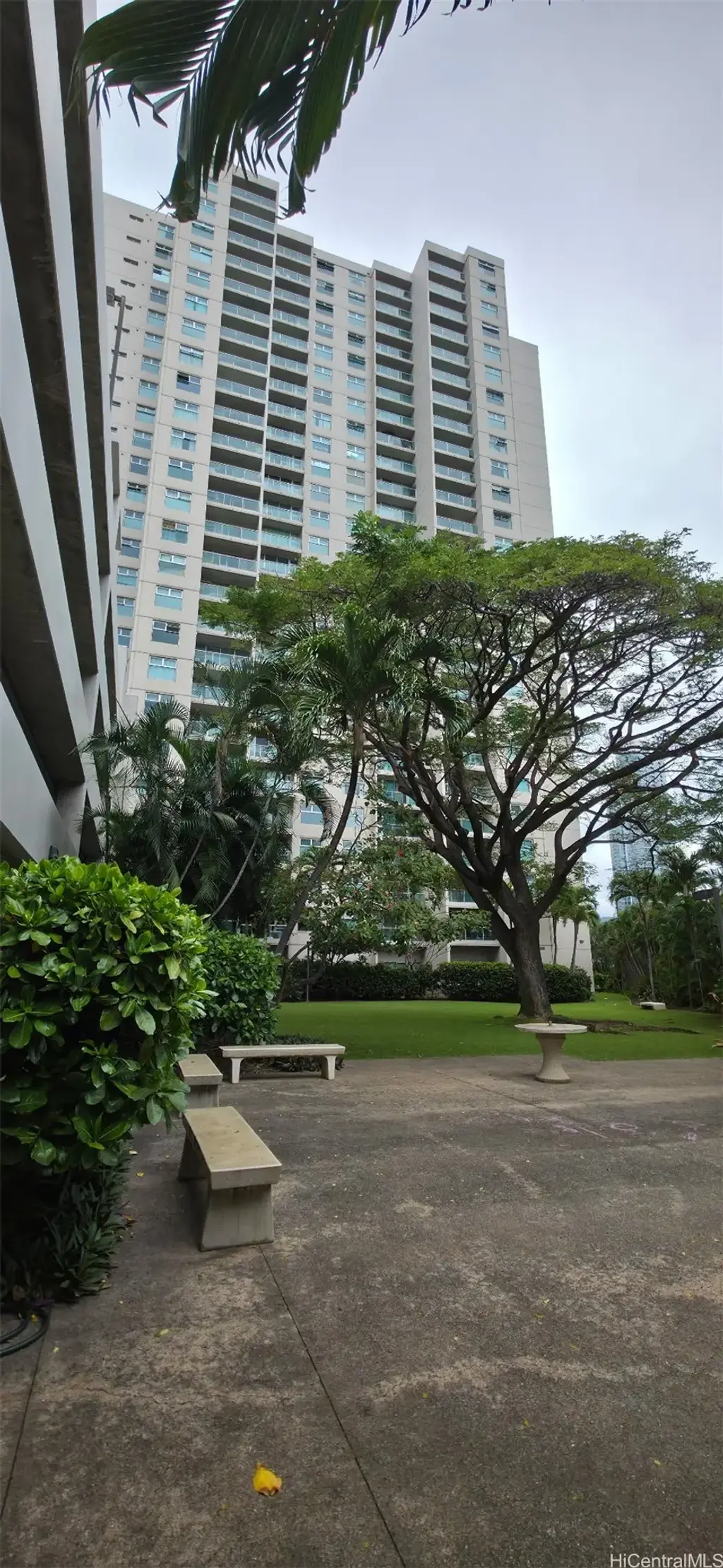 1133 Waimanu Street # 1708, Honolulu