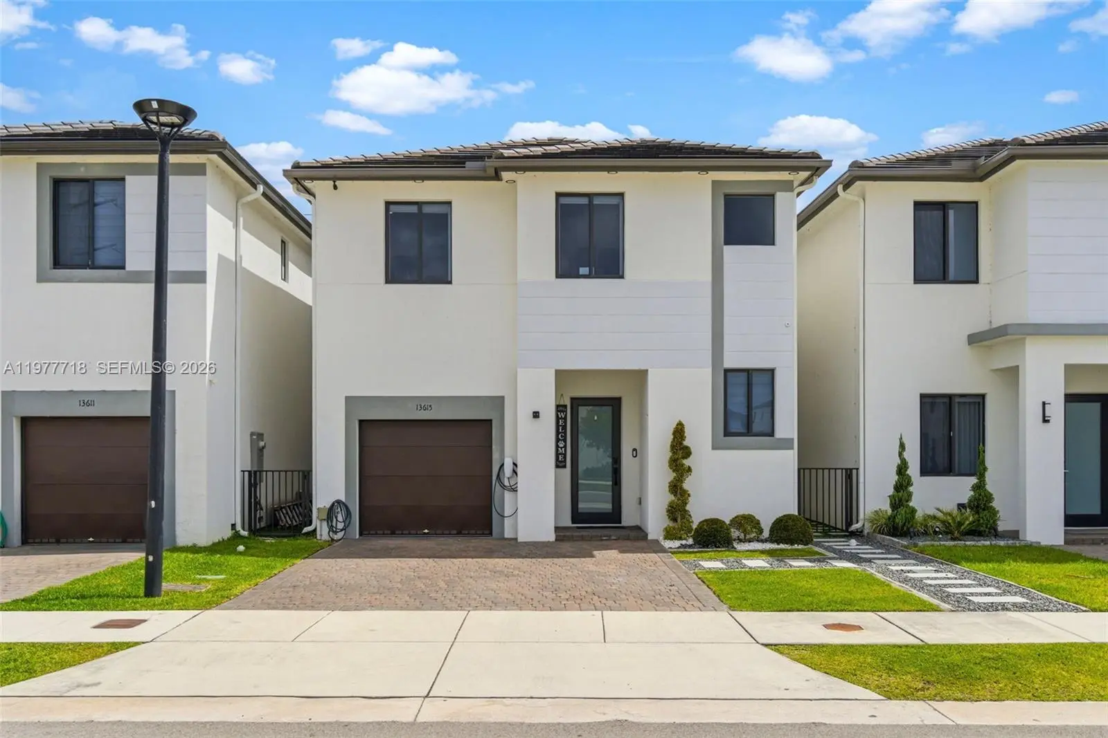 Photo of Listing #A11977718