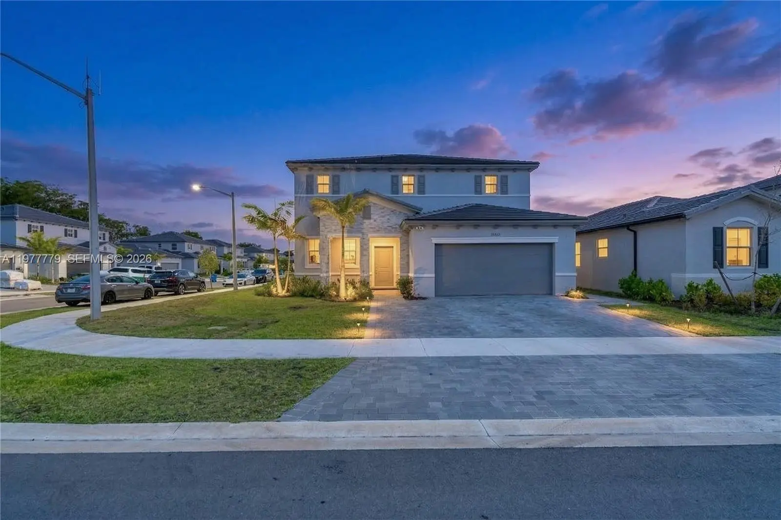 Photo of Listing #A11977779