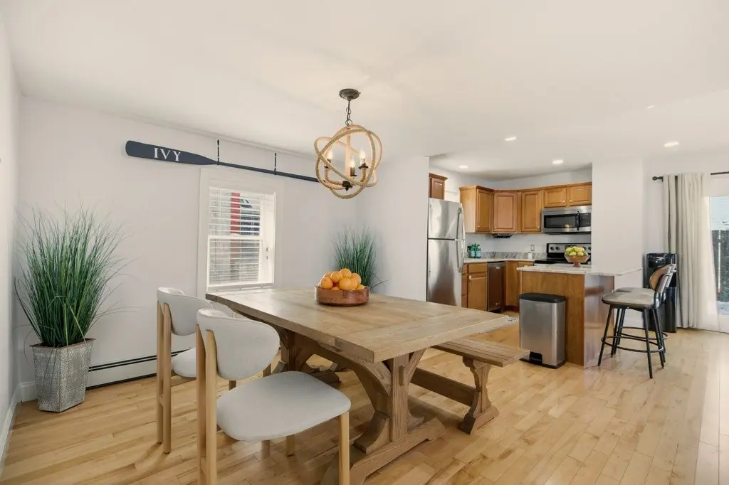 30 South Baptist St, Newport