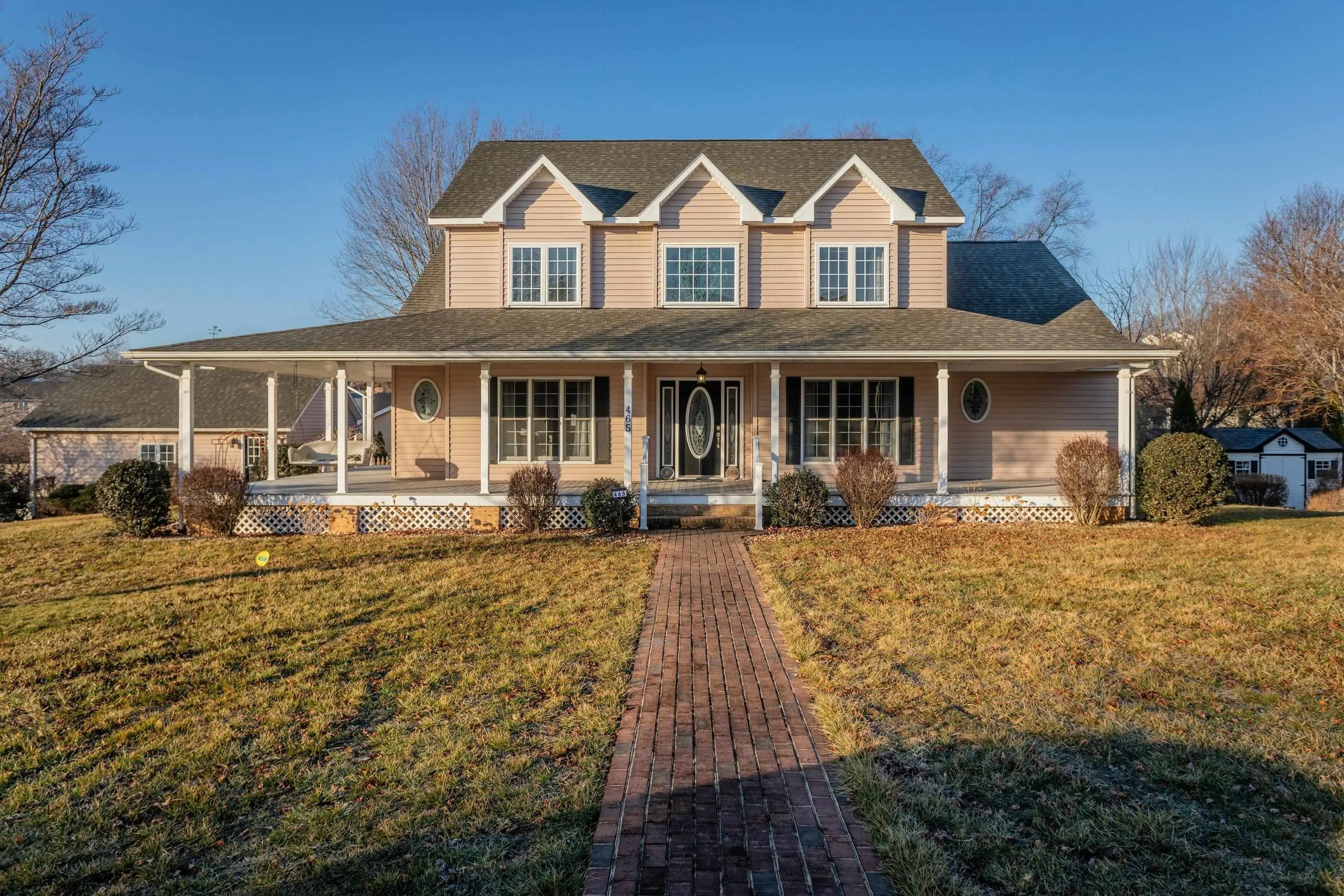 465 Confederacy Dr, Penn Laird