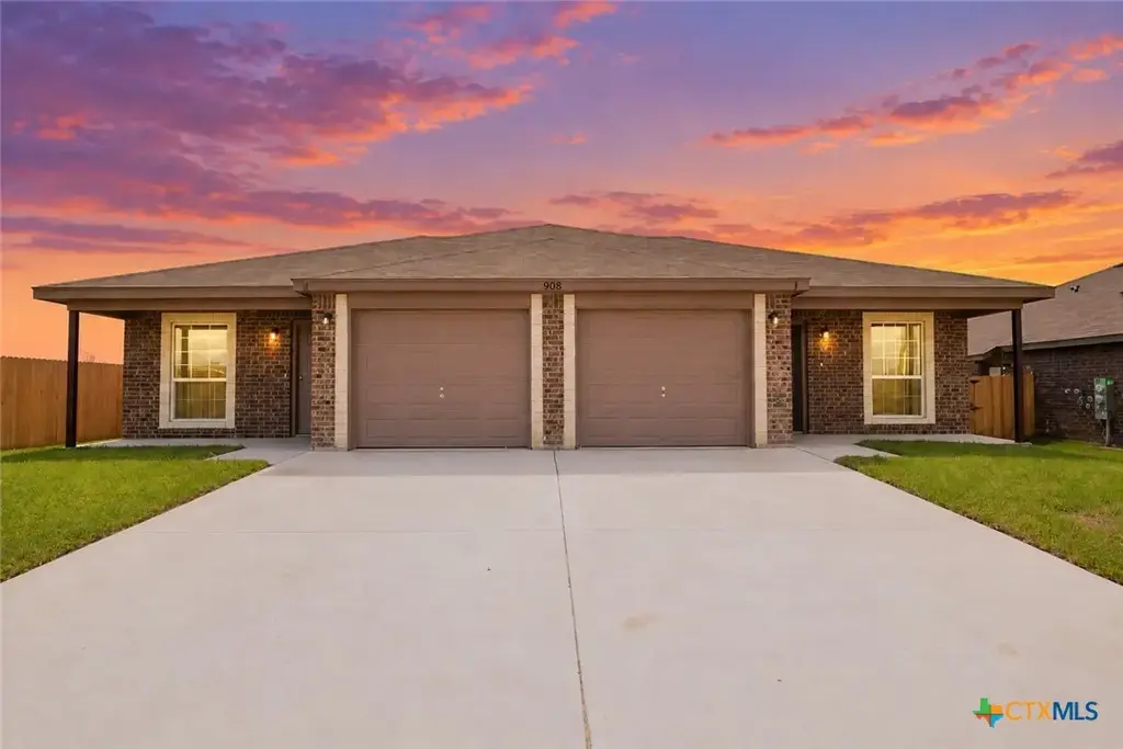 908 Lasso Drive, Killeen