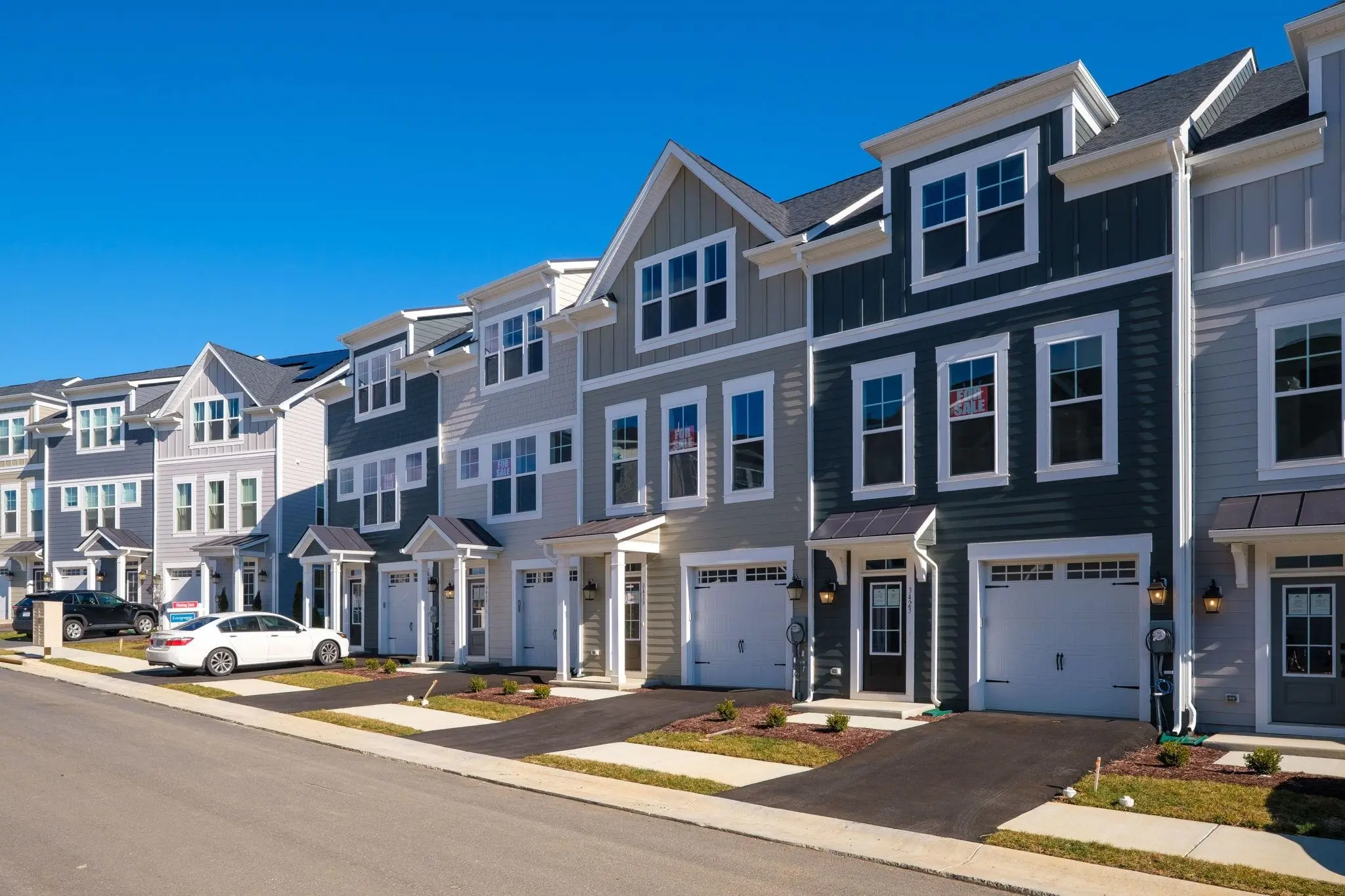 3584 Monterey Dr 37e, Rockingham