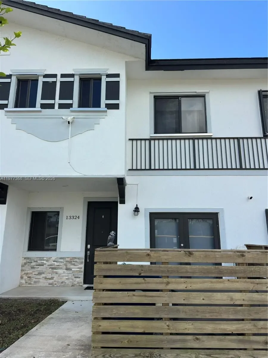 Photo of Listing #A11977368