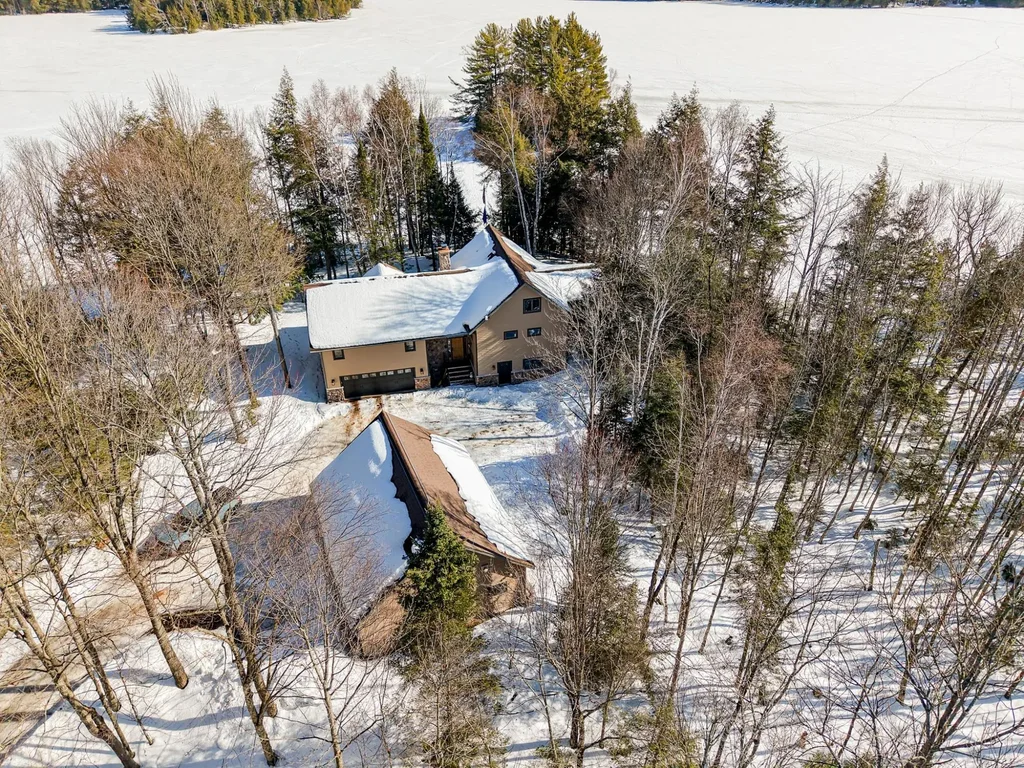 11532 Rays Dr, Presque Isle