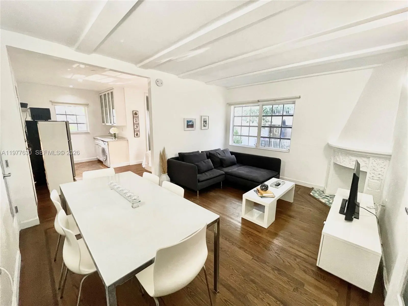 Photo of Listing #A11977630