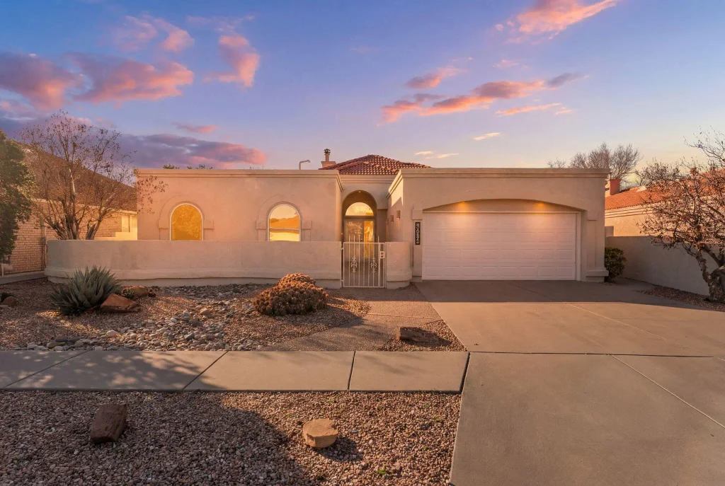1109 Tony Sanchez Drive Se, Albuquerque