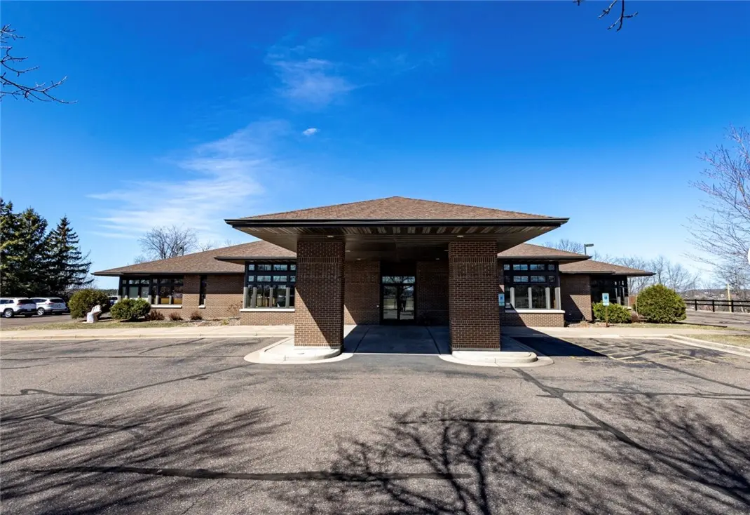 1110 Oak Ridge Drive, Eau Claire