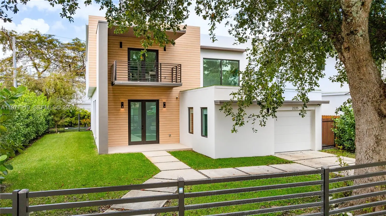 Photo of Listing #A11977919