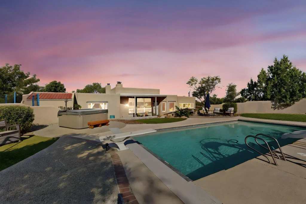 997 Lynx Loop Ne, Albuquerque