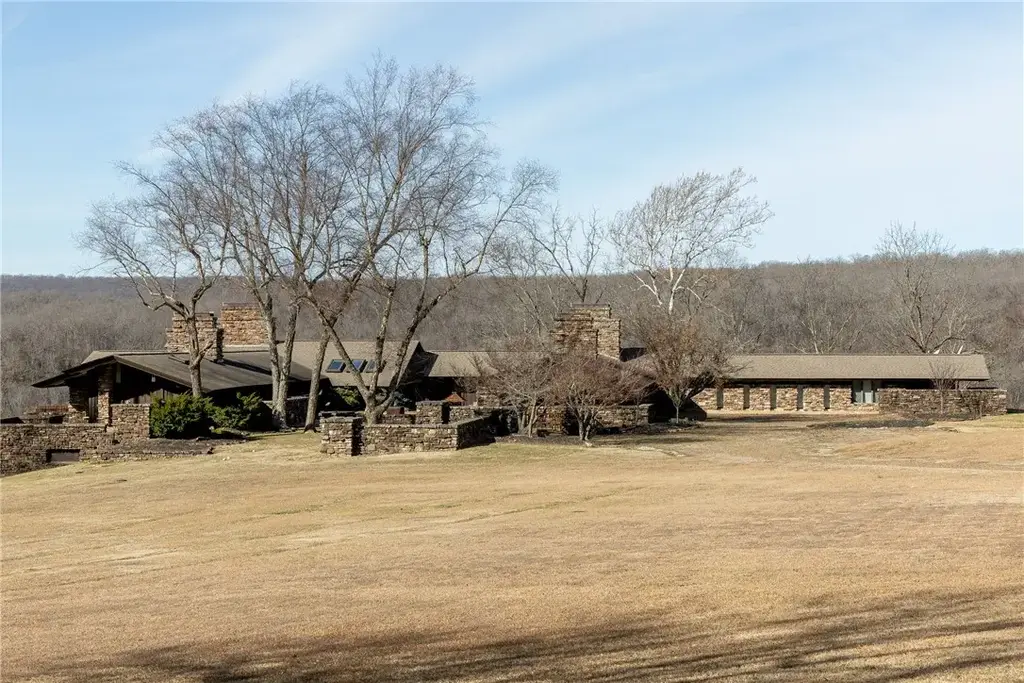 12808 Raheen Ranch Road, Fayetteville