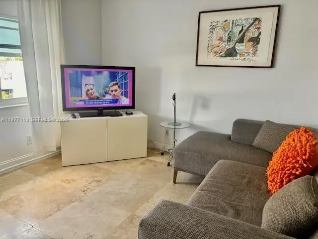 Photo of Listing #A11977118