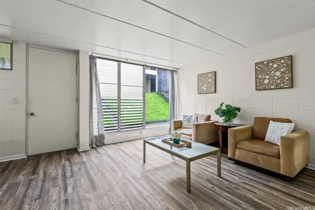 95-024 Waihau Street # 16a, Mililani