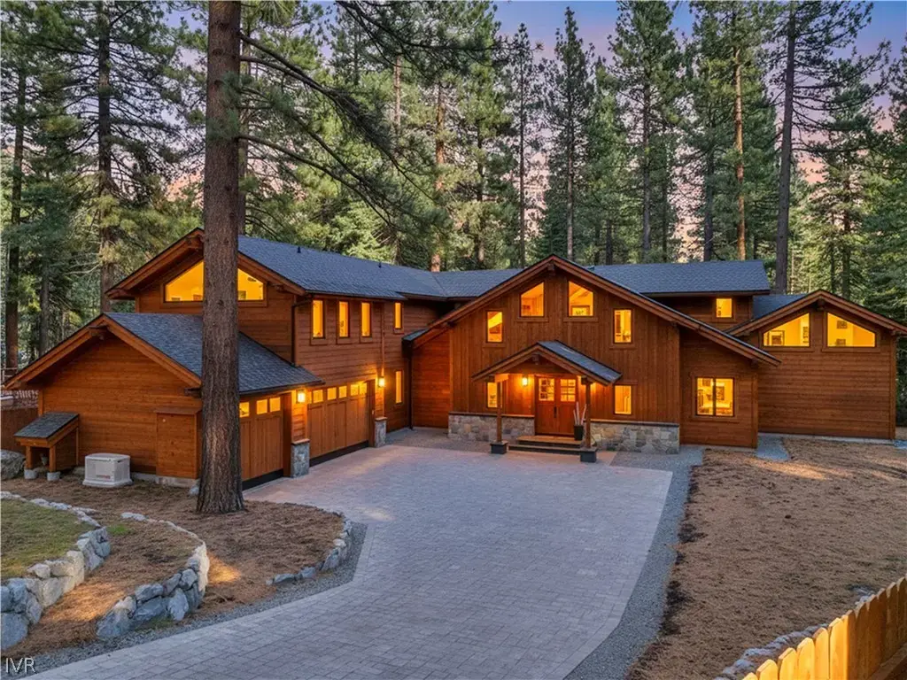 887 S Dyer Cir, Incline Village