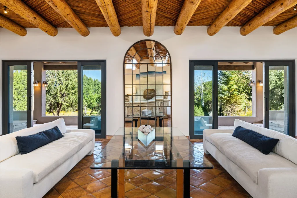 55 Calle San Martin, Santa Fe