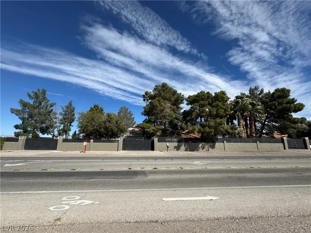 3220 E Serene Avenue, Henderson