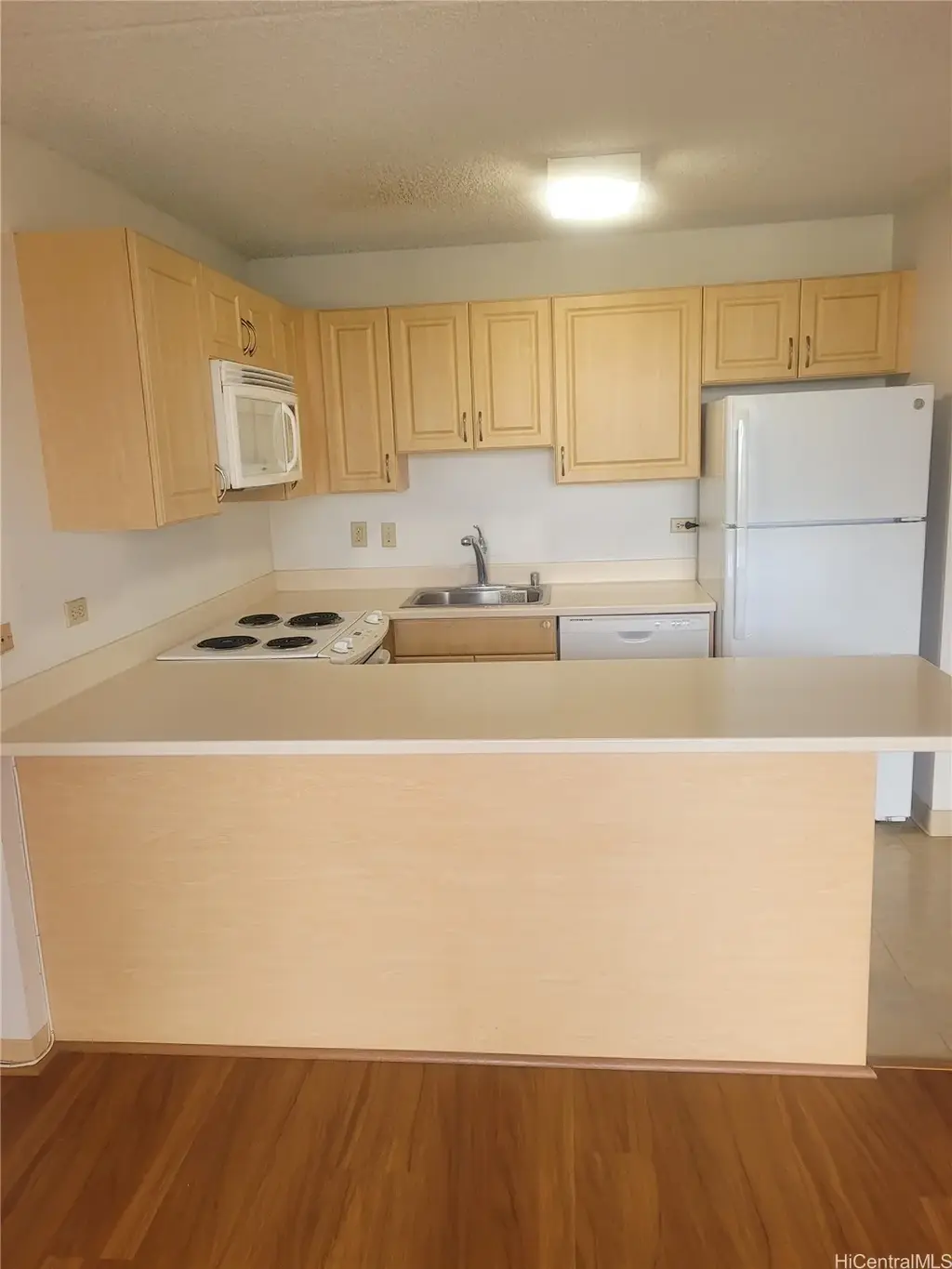 411 Hobron Lane # 1006, Honolulu